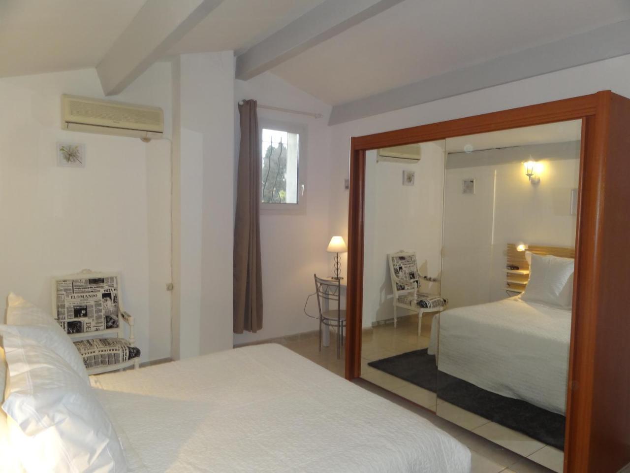 Saint-Rémy-de-Provence Locations Des Alpilles 아파트 외부 사진
